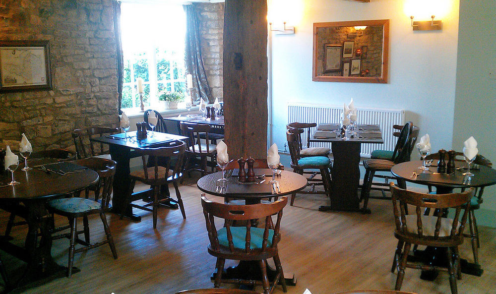 Mildmay Arms Queen Camel Экстерьер фото